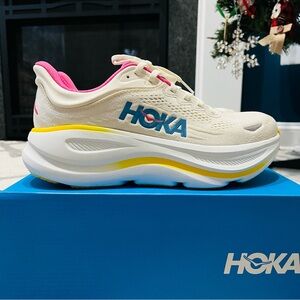 NWB SZ 7 HOKA ONE W BONDI 9 ALABASTER BIRCH 1162012 WOMENS  NEW RUNNING
